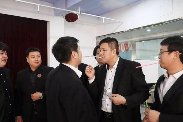 乾港生日會(huì) 乾港生日會(huì)